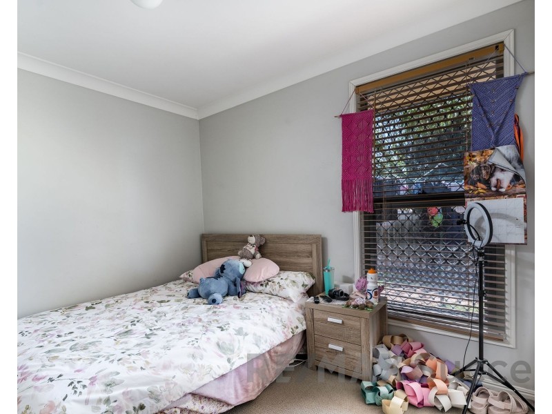 9 Prime Minister Drive, Middle Ridge QLD 4350