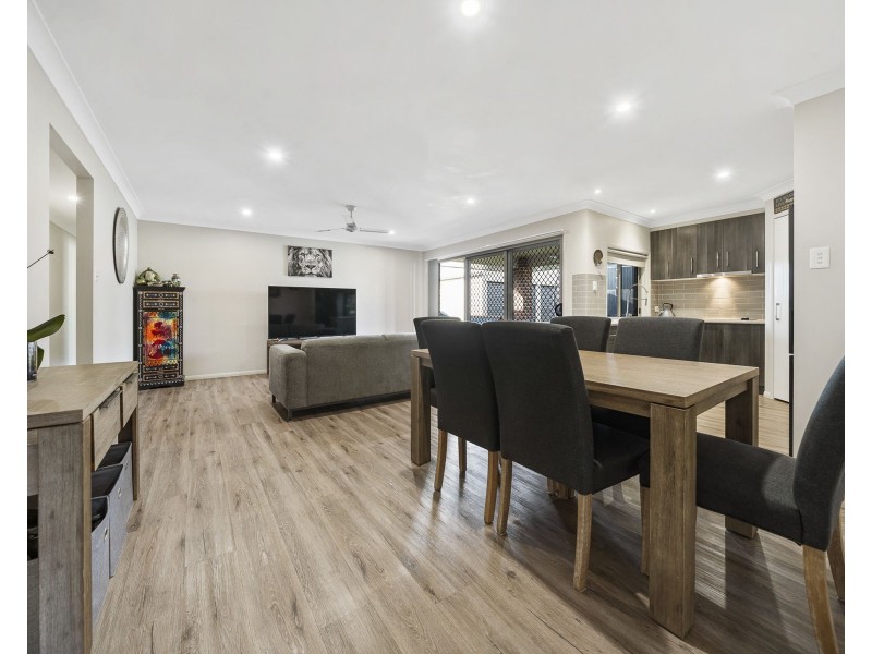 6 Carnamah Street, Cambooya QLD 4358
