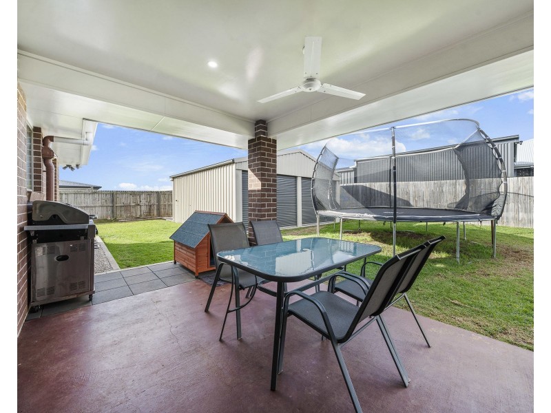 6 Carnamah Street, Cambooya QLD 4358