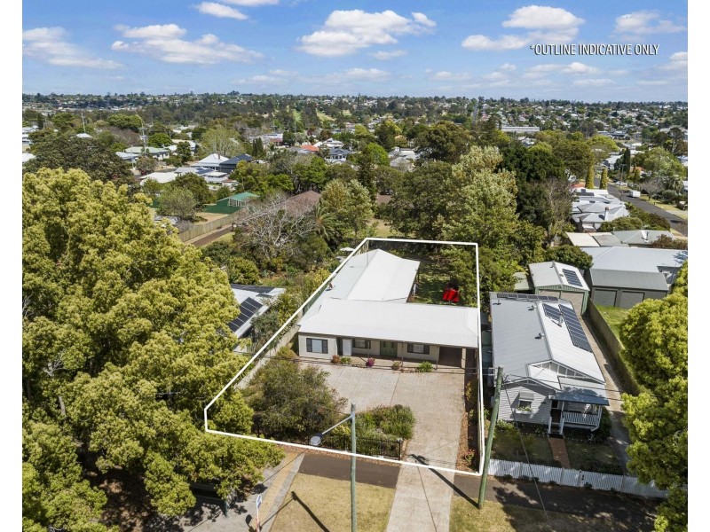 291 Hume Street, South Toowoomba QLD 4350