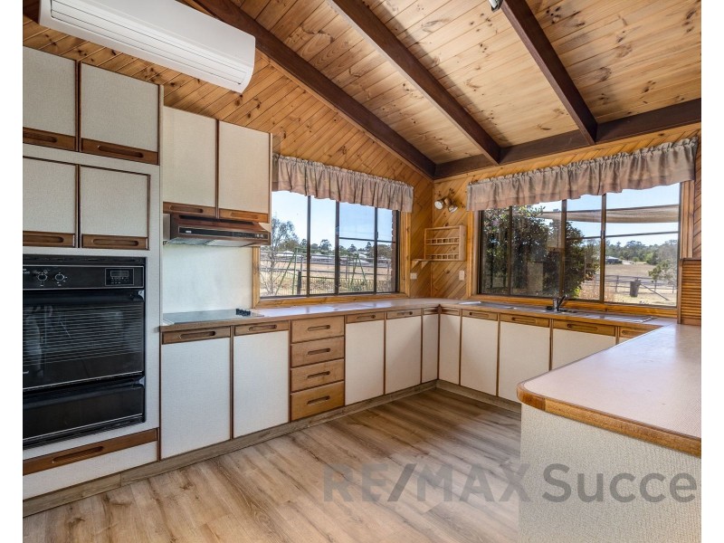 416-422 McDougall Street, Glenvale QLD 4350