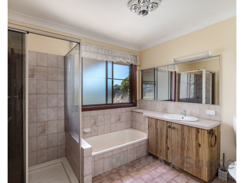 416-422 McDougall Street, Glenvale QLD 4350