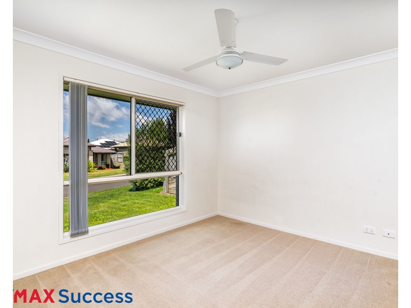 3 Sweeney Street, Kearneys Spring QLD 4350