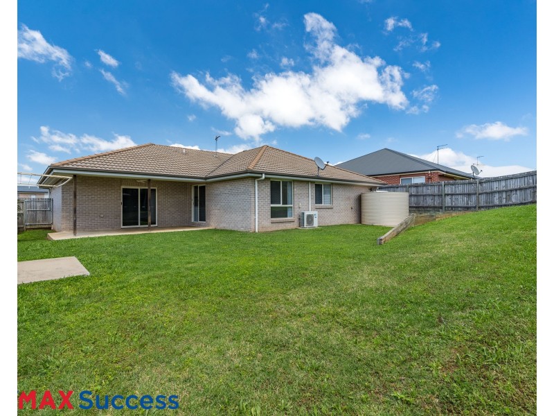 3 Sweeney Street, Kearneys Spring QLD 4350