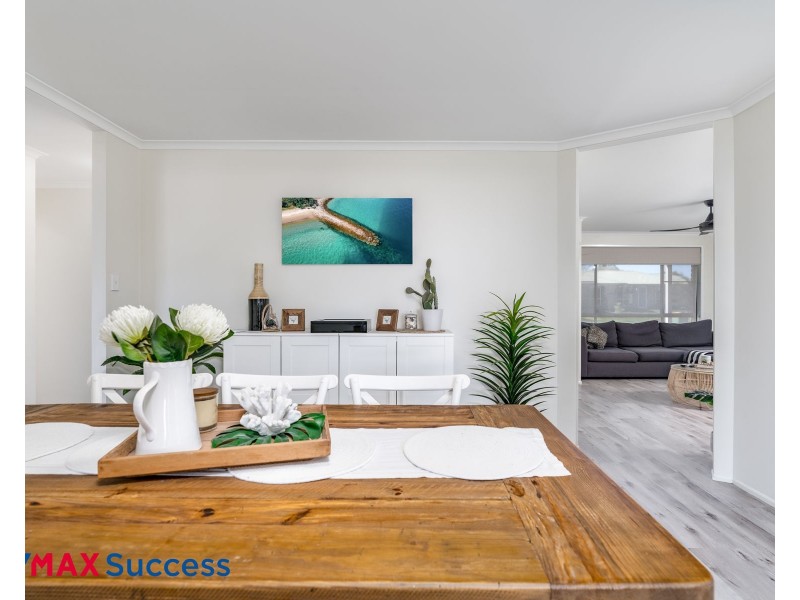 15 Blueberry Ash Court, Glenvale QLD 4350