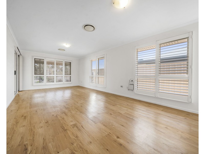 14/303 Spring Street, Kearneys Spring QLD 4350