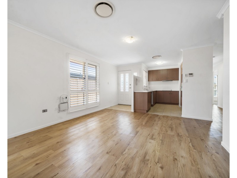 14/303 Spring Street, Kearneys Spring QLD 4350