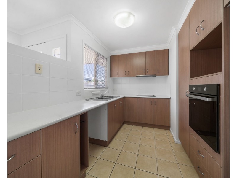 14/303 Spring Street, Kearneys Spring QLD 4350
