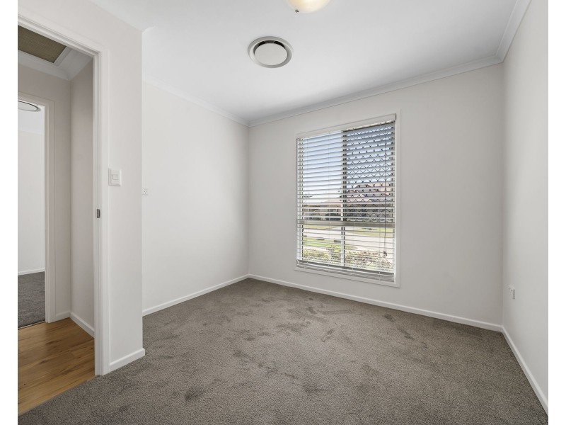 14/303 Spring Street, Kearneys Spring QLD 4350