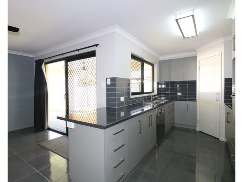 10 Brisbane Street, Drayton QLD 4350