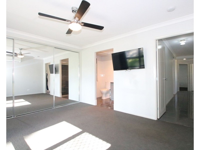 10 Brisbane Street, Drayton QLD 4350