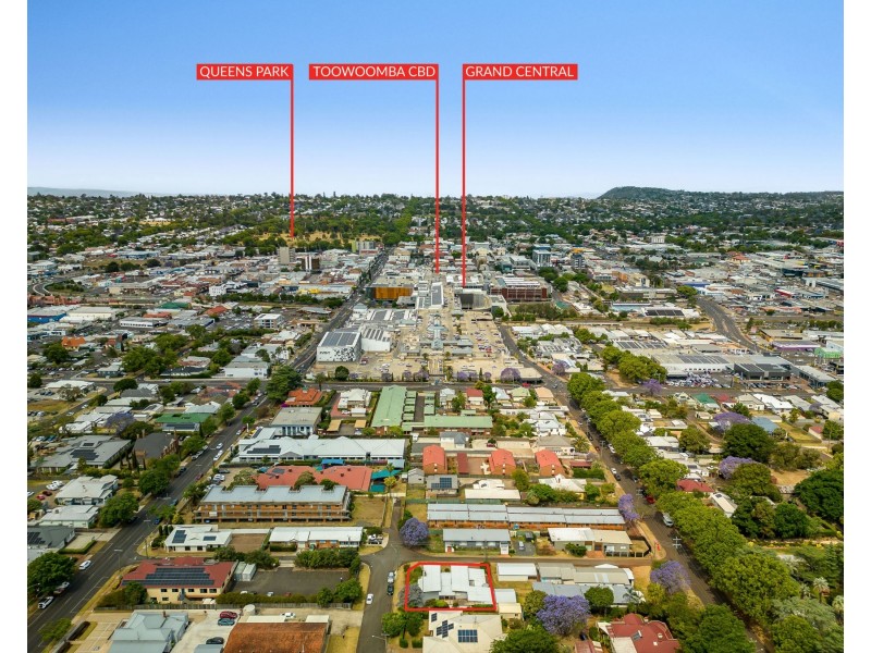 1 Park Lane, Toowoomba City QLD 4350