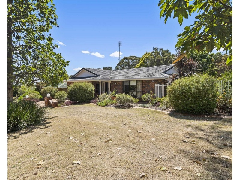 25 Eucalyptus Drive, Darling Heights QLD 4350