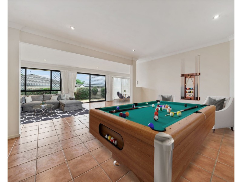 16 Bridget Court, Middle Ridge QLD 4350