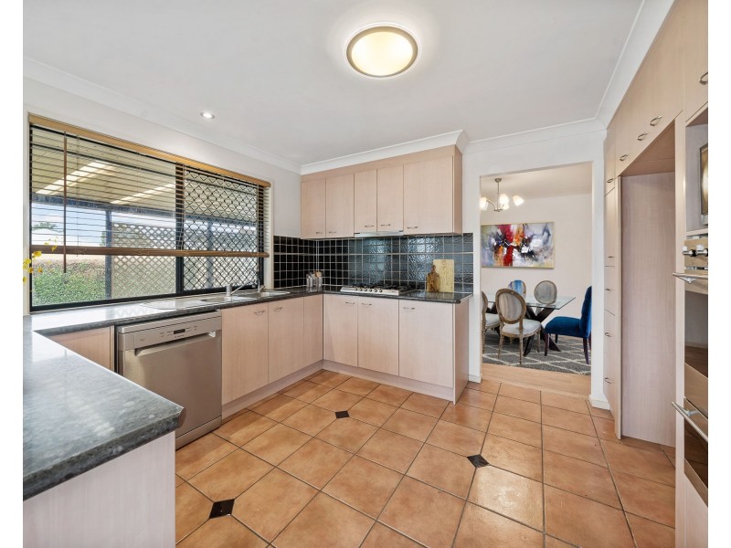 16 Bridget Court, Middle Ridge QLD 4350