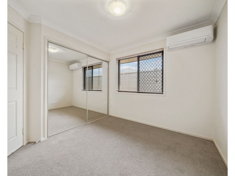 16 Bridget Court, Middle Ridge QLD 4350