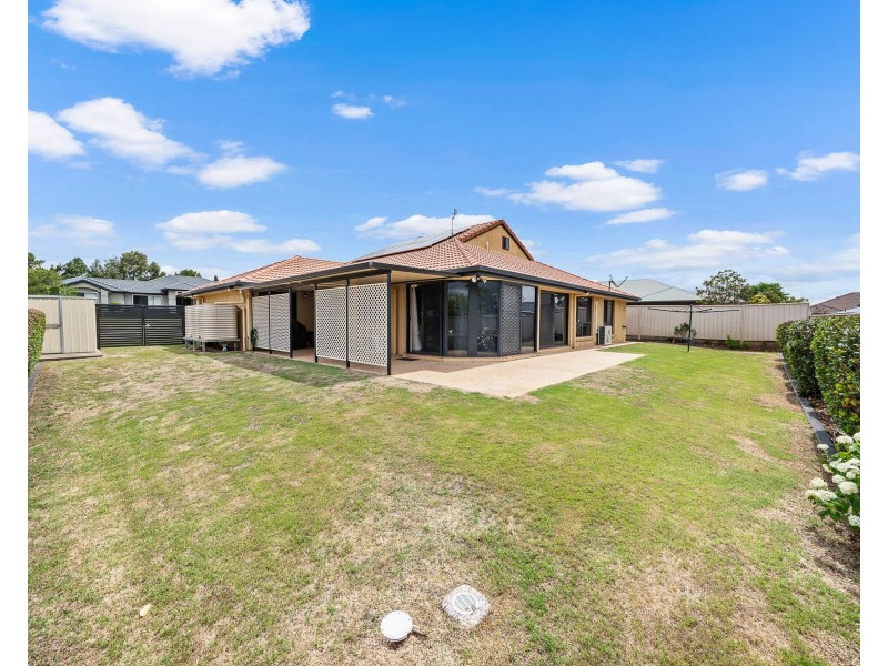 16 Bridget Court, Middle Ridge QLD 4350