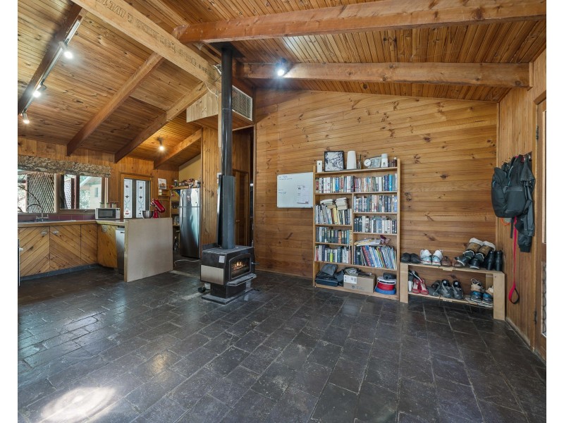 43 Goodsirs Road, Murphys Creek QLD 4352