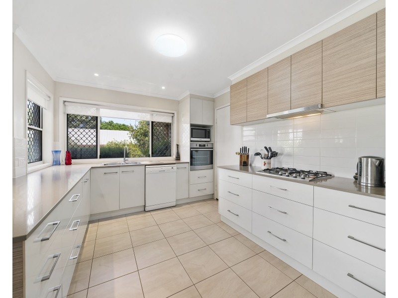 17 Danica Court, Kearneys Spring QLD 4350