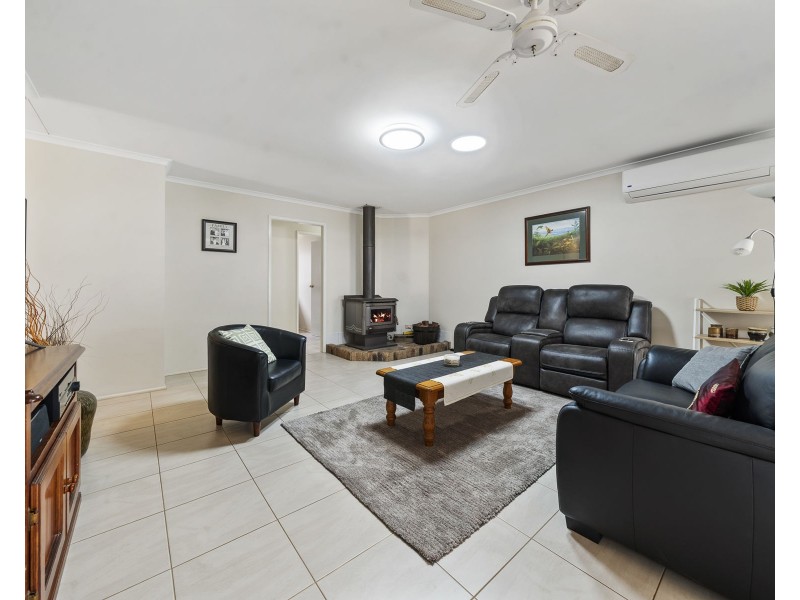 17 Danica Court, Kearneys Spring QLD 4350