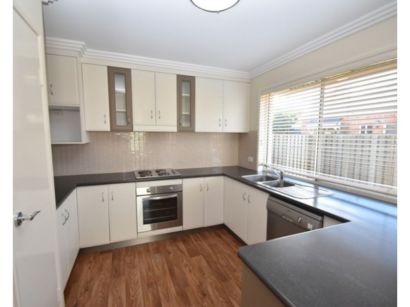 3/11 Albert Street, Newtown QLD 4350