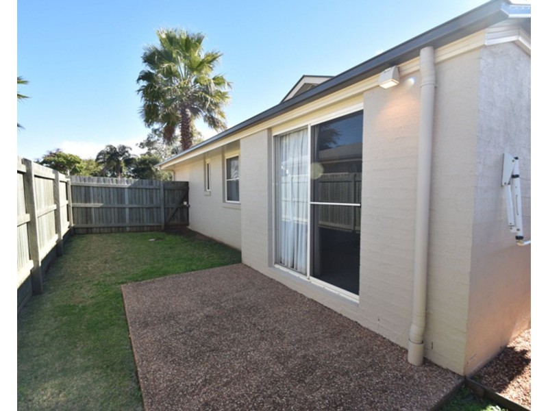3/11 Albert Street, Newtown QLD 4350