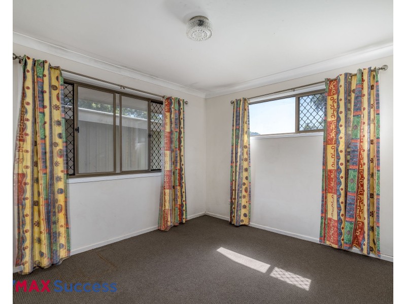 2/208 Tor Street, Rockville QLD 4350