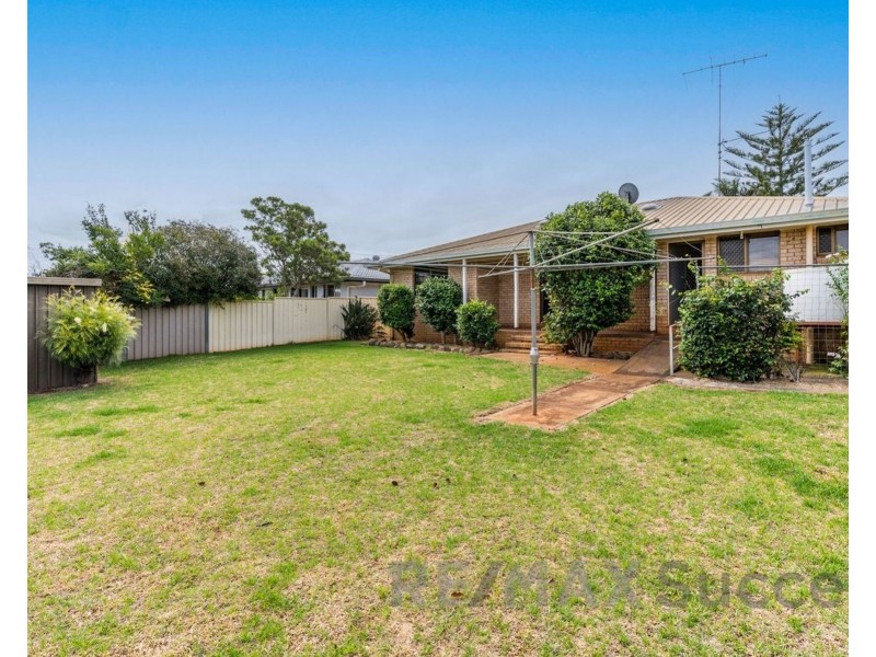 12 Rye Street, Wilsonton QLD 4350