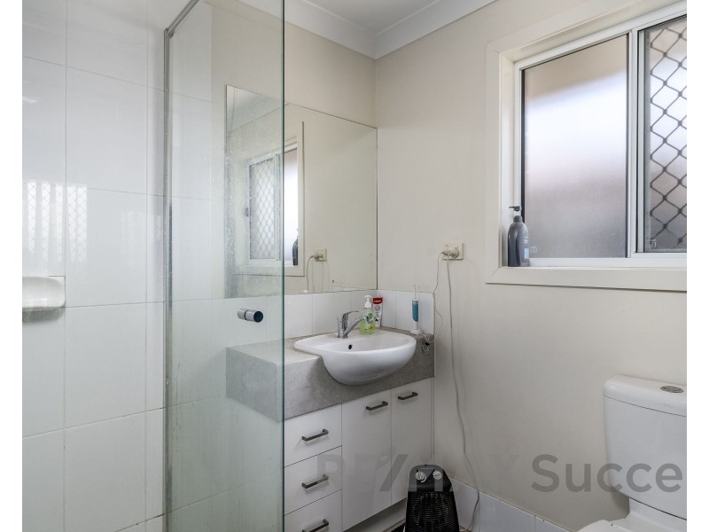 17 Breanna Street, Cotswold Hills QLD 4350