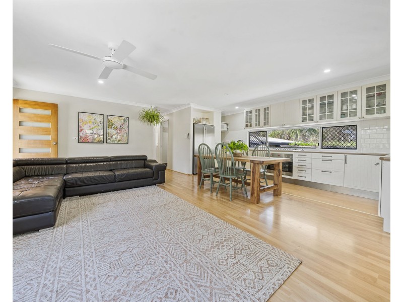 31 Dugandan Road, Upper Lockyer QLD 4352