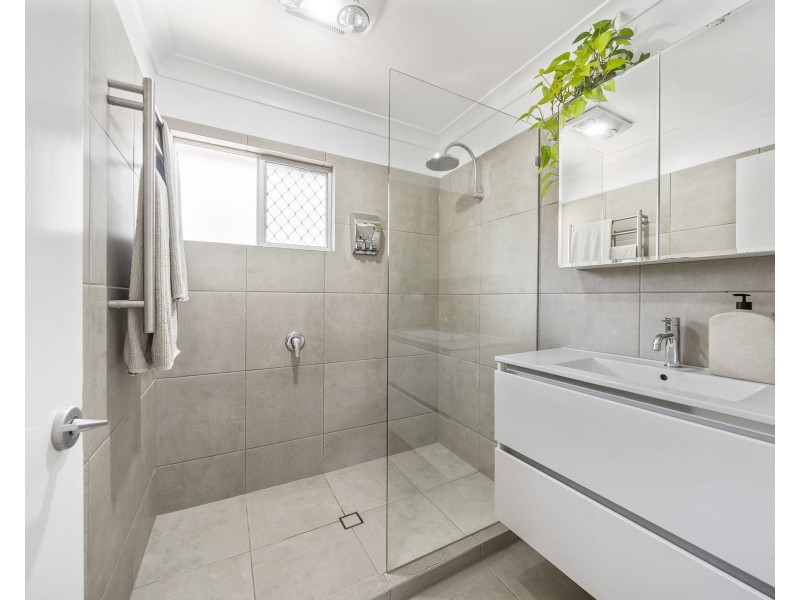 31 Dugandan Road, Upper Lockyer QLD 4352