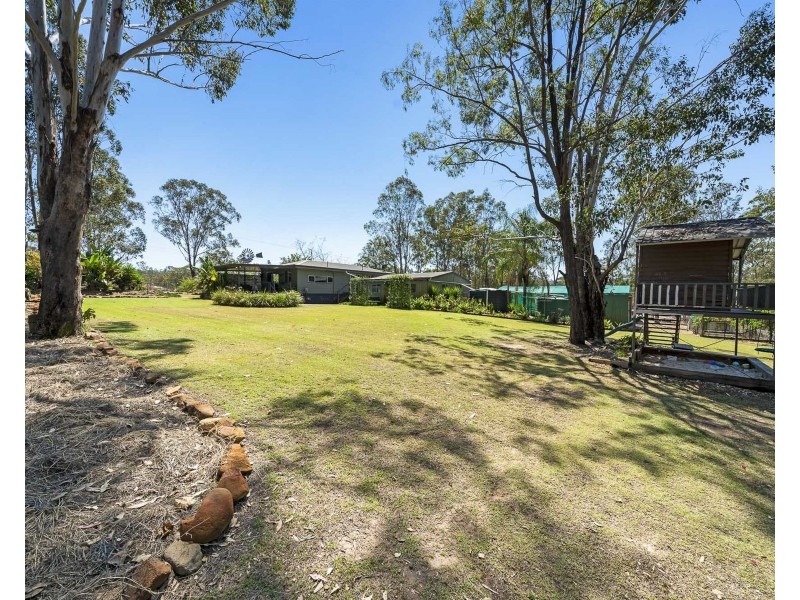 31 Dugandan Road, Upper Lockyer QLD 4352