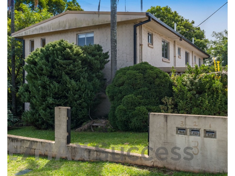 1/3 Pierce Street, South Toowoomba QLD 4350