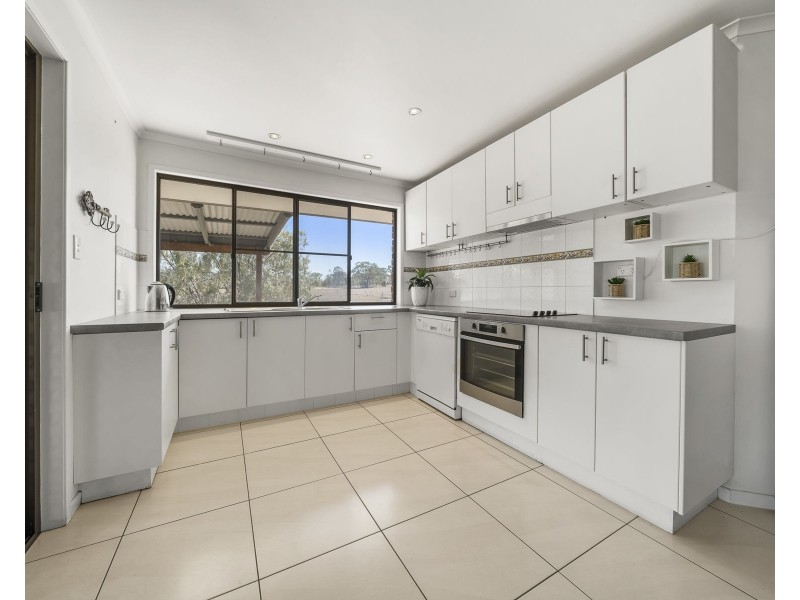 1 Daher Street, Goombungee QLD 4354