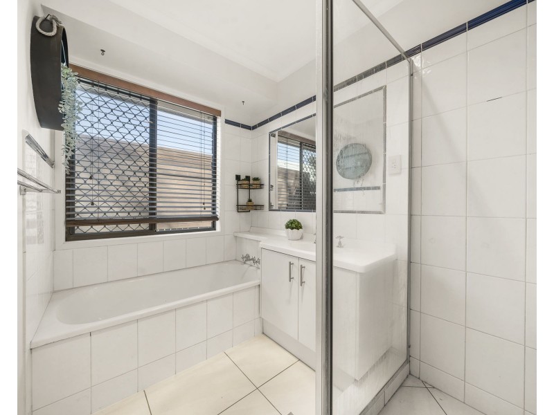 1 Daher Street, Goombungee QLD 4354