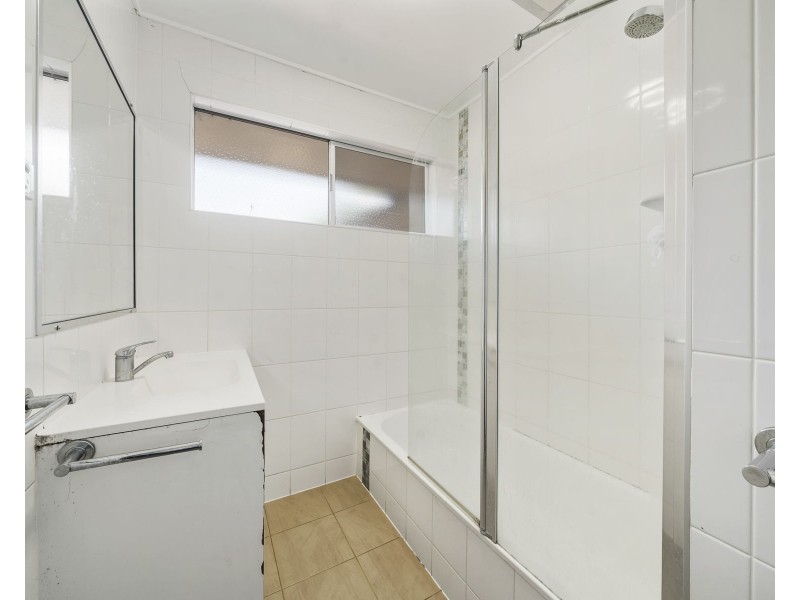 54 Dunne Street, Harristown QLD 4350