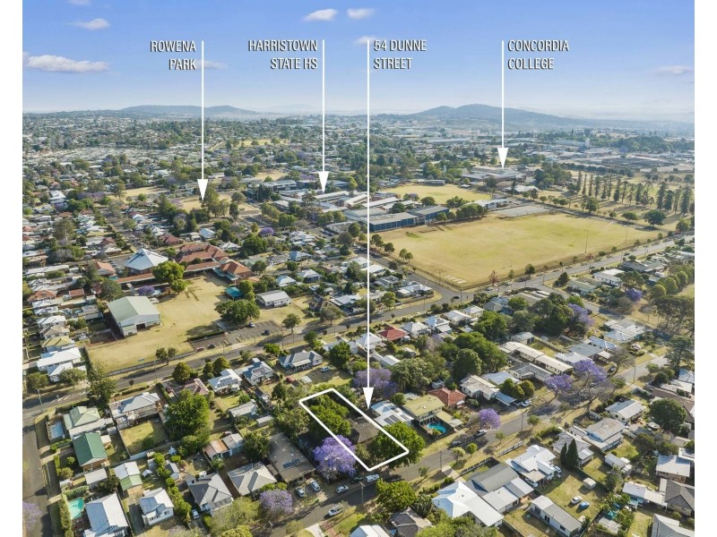 54 Dunne Street, Harristown QLD 4350