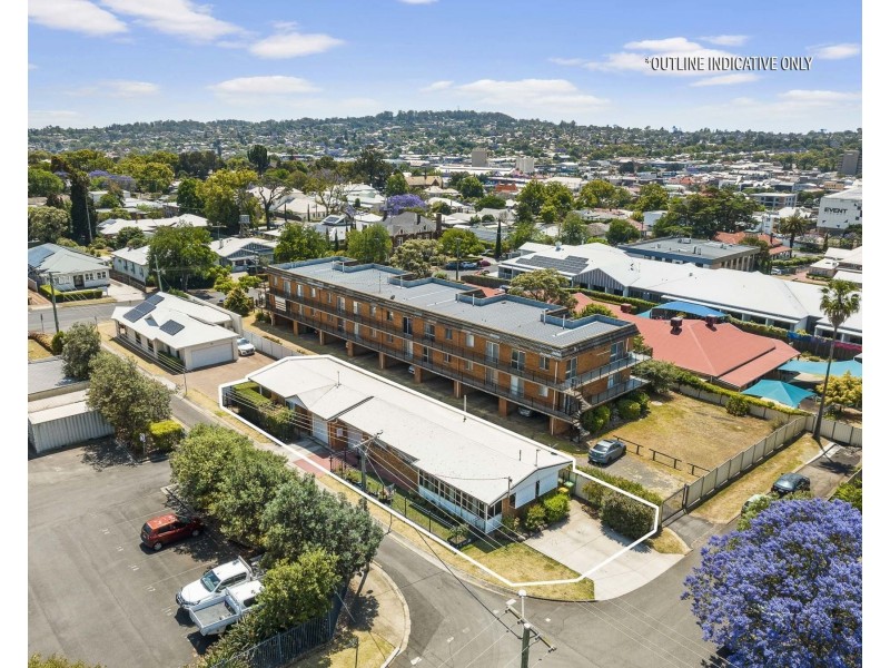 2 Park Lane, Toowoomba City QLD 4350