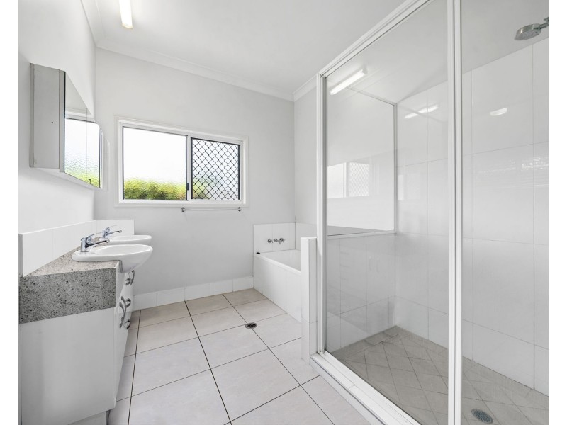 2 Park Lane, Toowoomba City QLD 4350