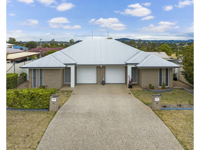 1 & 2/20 Duncan Street, Wilsonton Heights QLD 4350