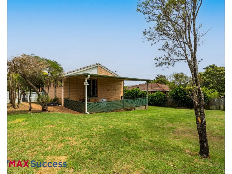 18 Festival Street, Rockville QLD 4350
