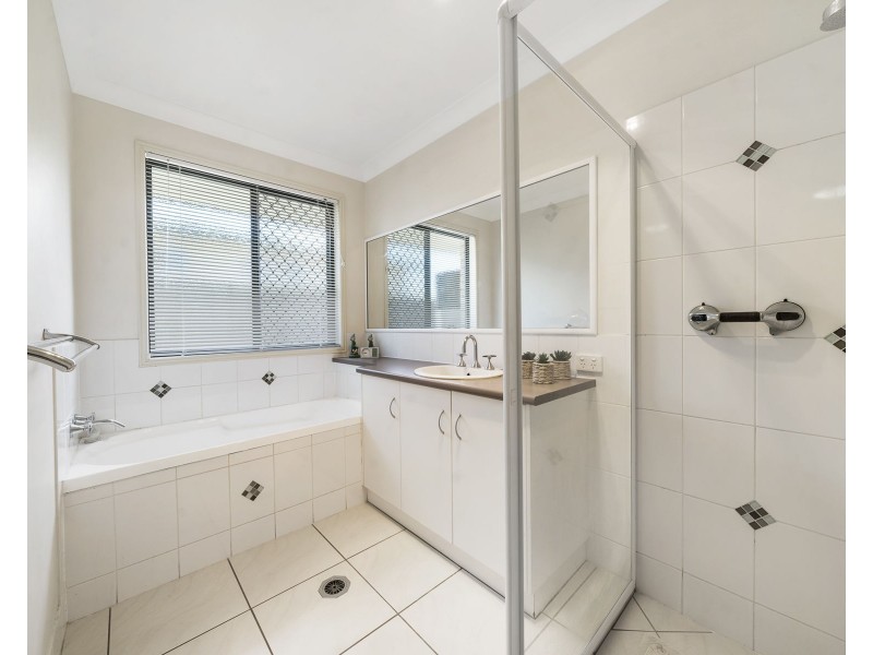 20 John Street, Goombungee QLD 4354