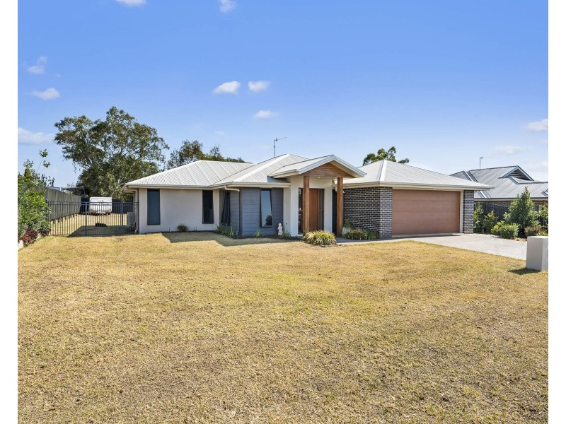 32 Kellett Drive, Westbrook QLD 4350