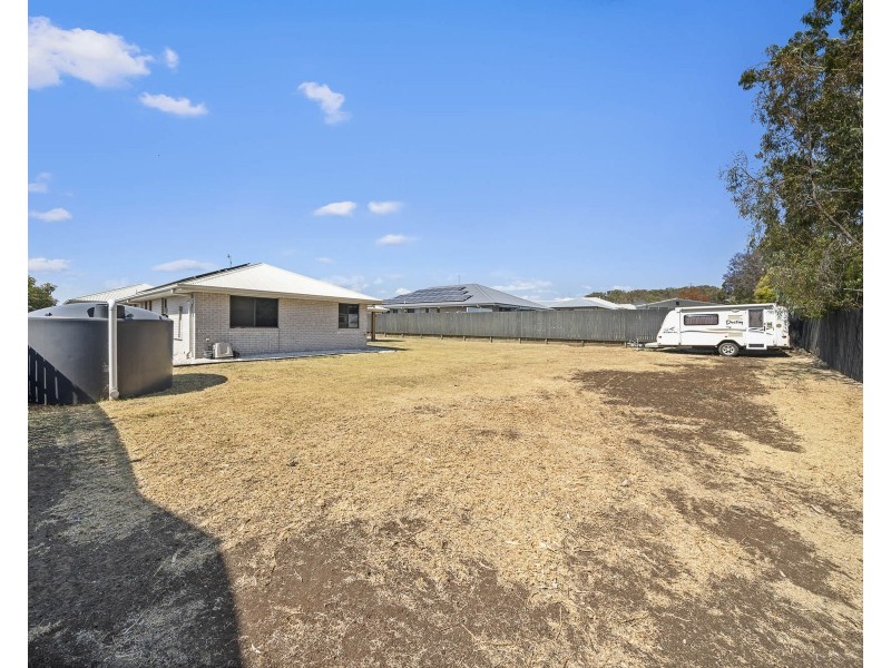 32 Kellett Drive, Westbrook QLD 4350