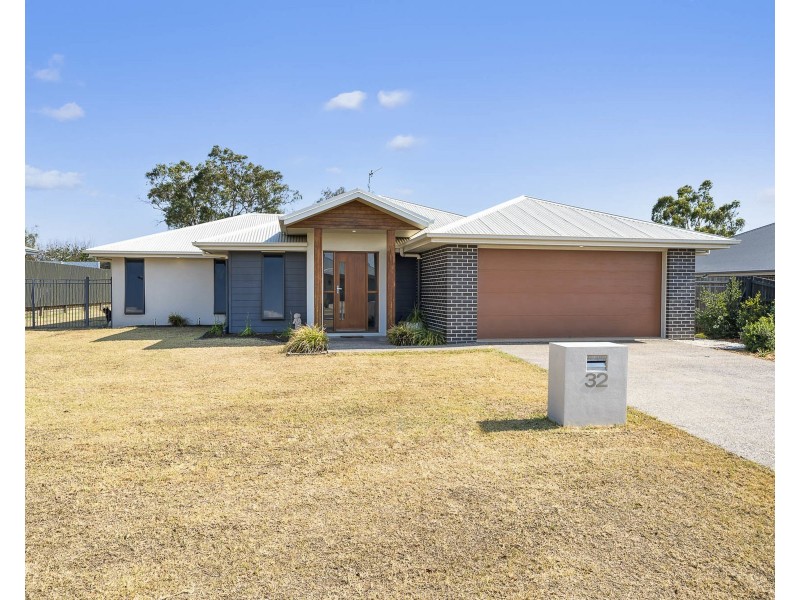 32 Kellett Drive, Westbrook QLD 4350