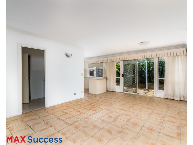 2/8 Bruce Street, East Toowoomba QLD 4350