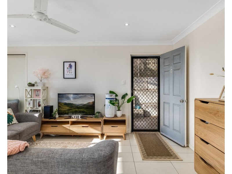1 & 2/6 Myora Close, Darling Heights QLD 4350