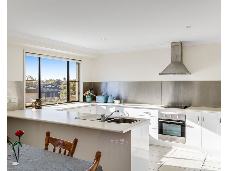1 & 2/6 Myora Close, Darling Heights QLD 4350