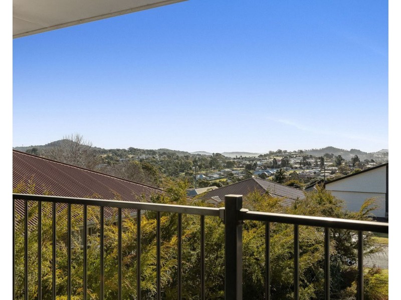 1 & 2/6 Myora Close, Darling Heights QLD 4350