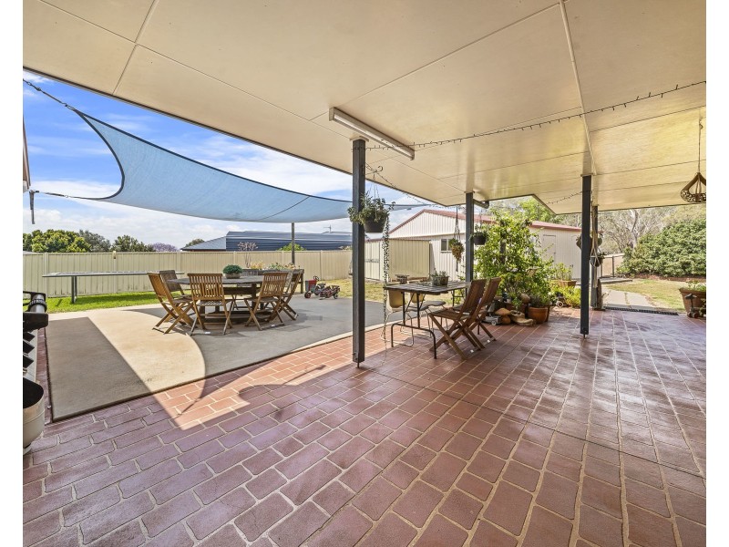 6 Jacob Court, Westbrook QLD 4350